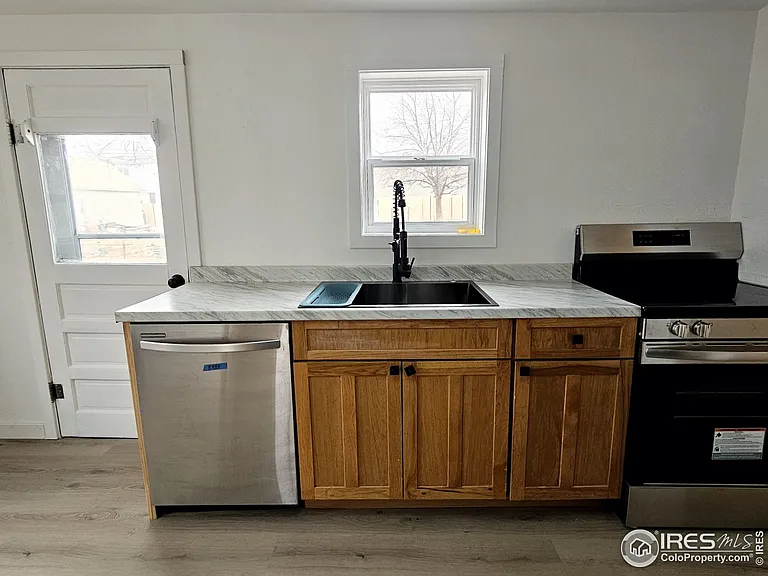 515 Hamilton St — Photo 4