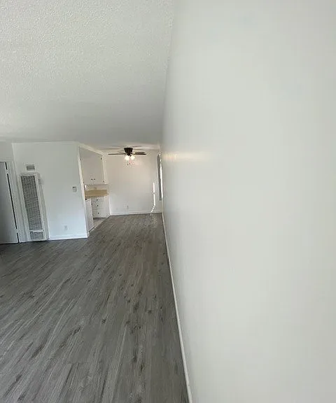 4008 Stevely Ave. — Photo 14