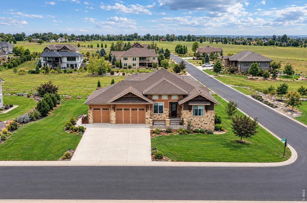 304 Duesenberg Ln