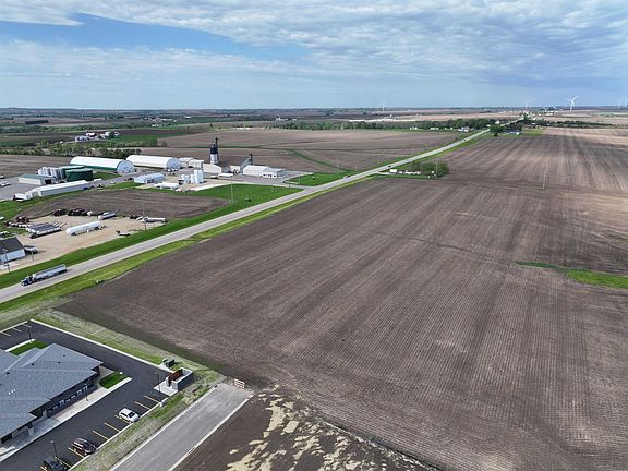 4th image of 12.06 Ac Hwy #81