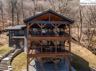 102 Ski Beech Rd, Banner Elk, NC 28604