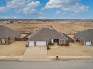 429 N Parkhill Loop, Bartlesville, OK 74006
