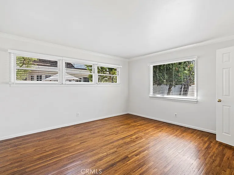 508 Redlands Ave — Photo 14