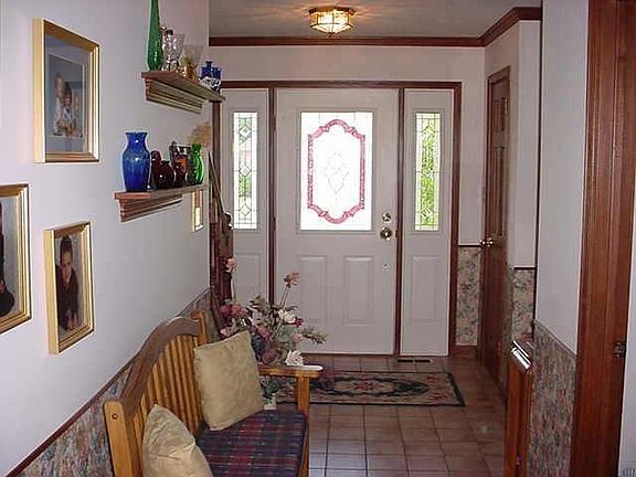 3rd image of 702 NE Palmer Dr