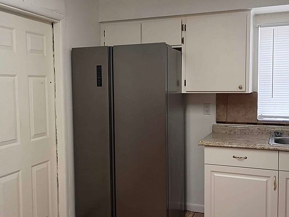 5th image of 4907 E Temple Heights Rd