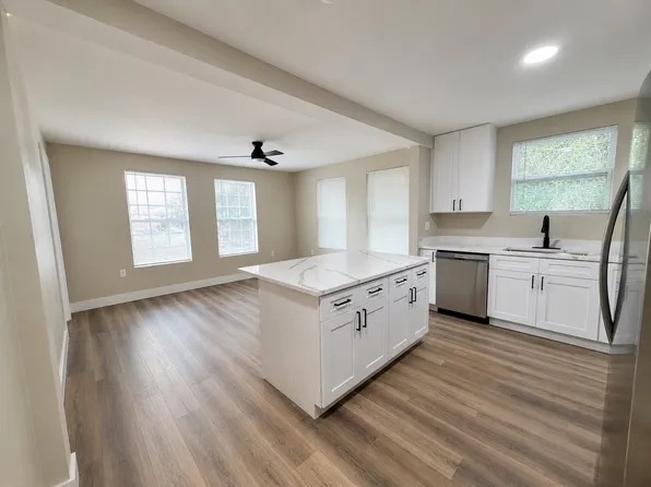1030 N Stella Ave, Lakeland, FL 33805