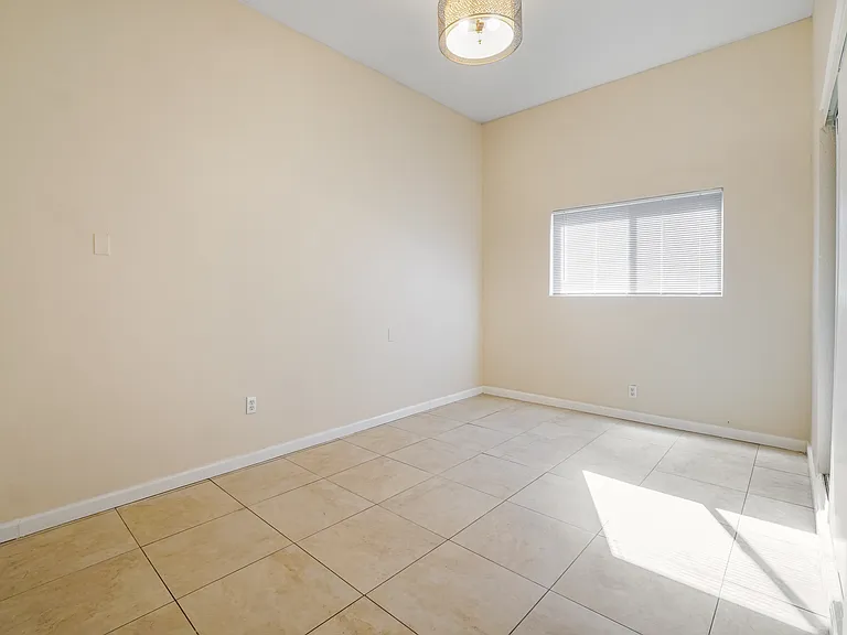 33140 Olive St — Photo 26