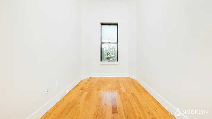 Rented by Nooklyn NYC LLC | media 19