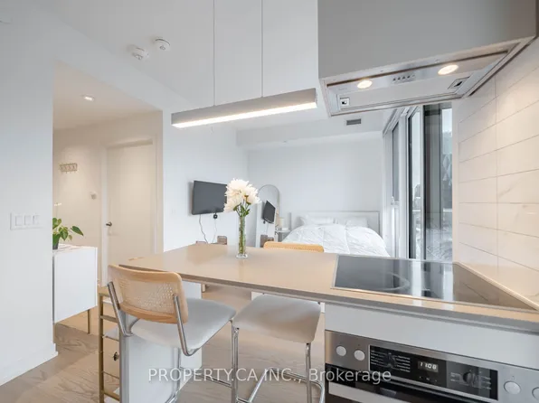 15 Lower Jarvis St, Toronto, ON