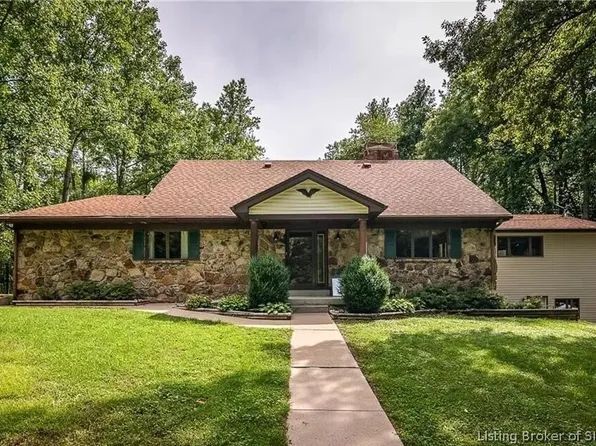 5025 Blue River Ridge Drive NW, Depauw, IN 47115