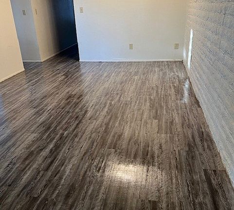 4th image of 3973 E Lee St #3973
