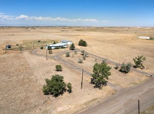 445 S Split Rock Rd, Bennett, CO 80102