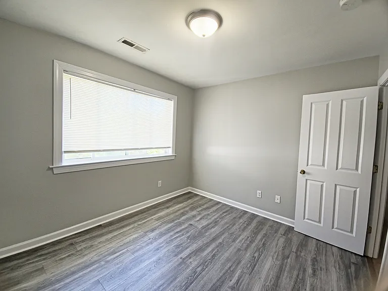 4473 B St SE #1-304 — Photo 9