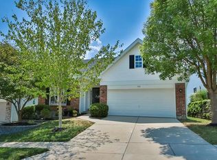 588 Bluffs View Ct, Eureka, MO 63025