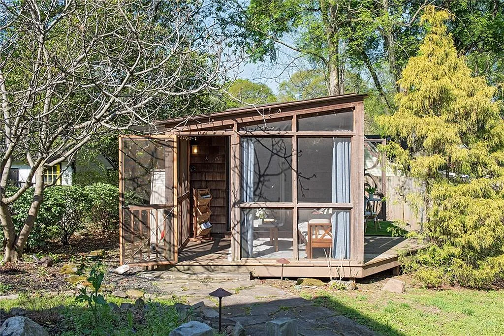 1 bed, 1.0 bath, 185 sqft, $1,700 — Photo 4