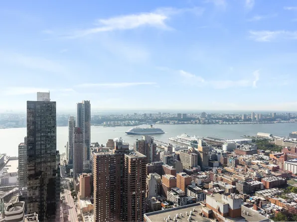 350 West 42nd Street image 8 of 11