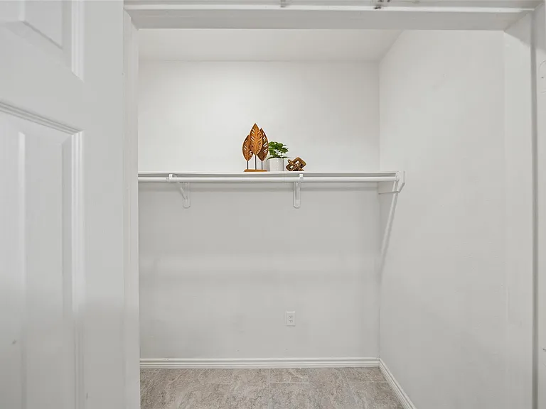 396 Westchase — Photo 21