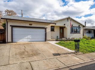 415 Washo Dr, Ukiah, CA 95482