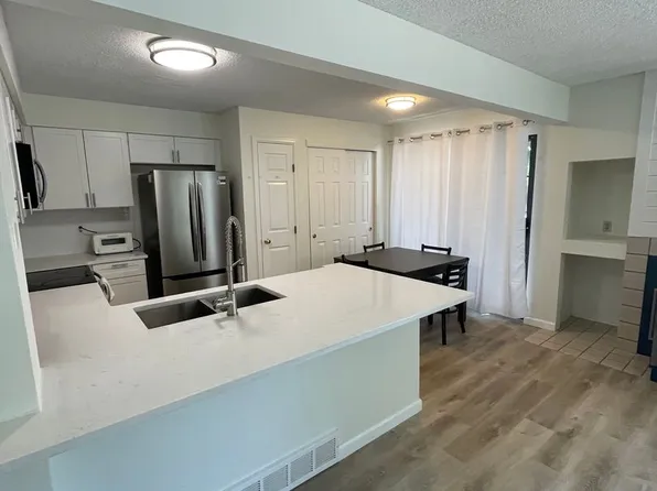 4833 White Rock Cir APT C, Boulder, CO 80301