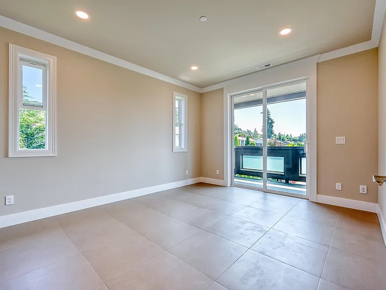 13188 SE 45th Ct — Photo 24