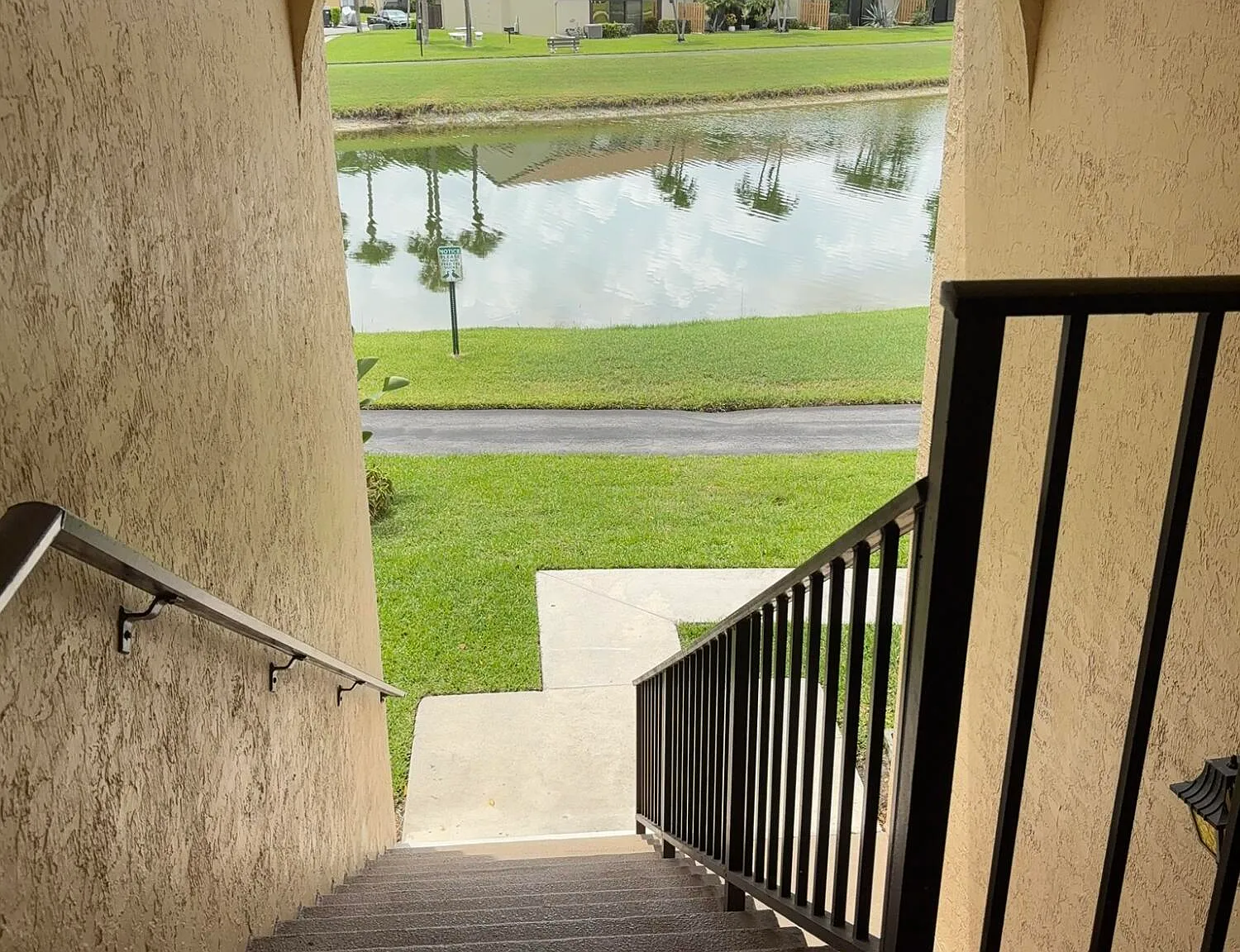 2 bed, 2.0 bath, 1111 sqft, $1,800 — Photo 3