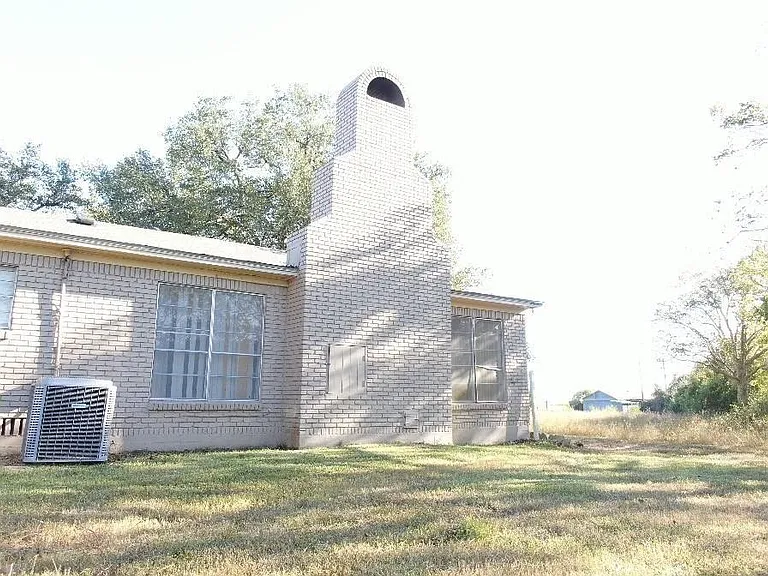 2248 US Highway 77A S — Photo 5