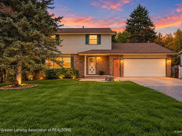 1514 W Herbison Dr, Dewitt, MI 48820