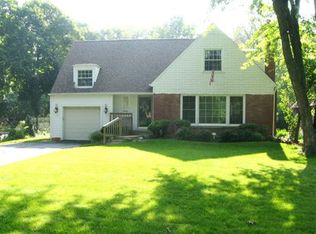 919 Burns Ave, Flossmoor, IL