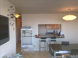 3rd image of 946 Stockton St APT 9F