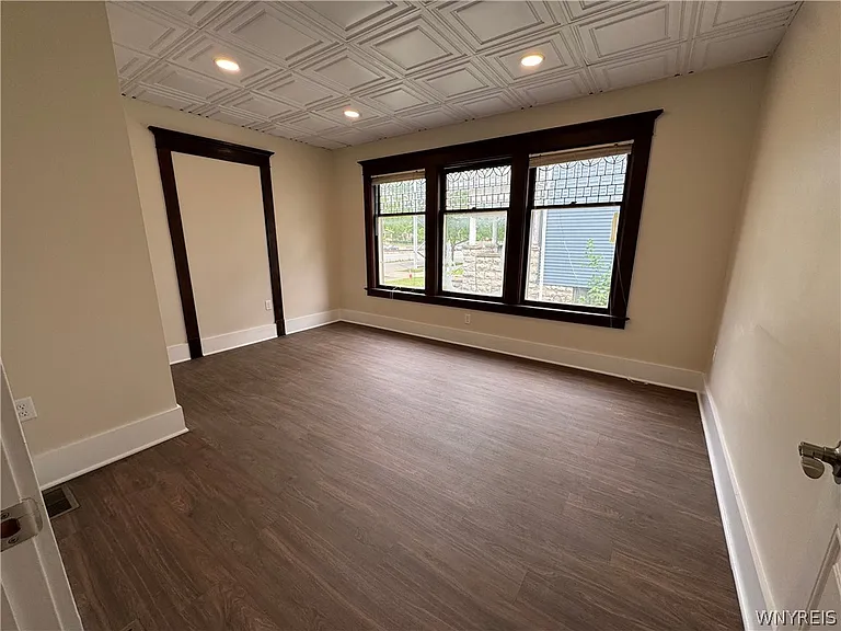 95 W Humboldt Pkwy #A — Photo 16
