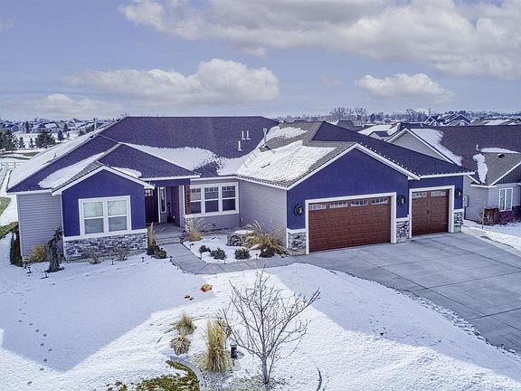 5th image of 4052 Mountain Vista Ln