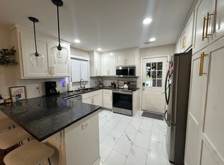 1333 N Stephens Ave, Fayetteville, AR 72703