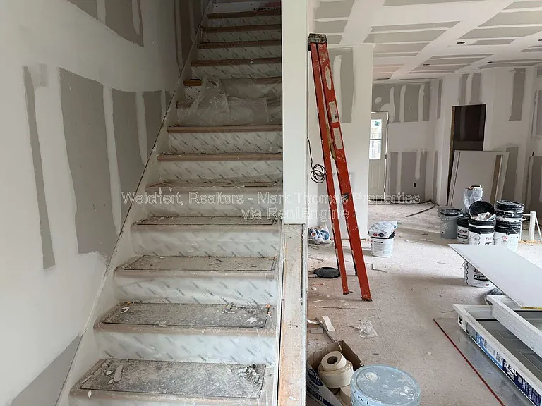 1203 Fern St — Photo 12