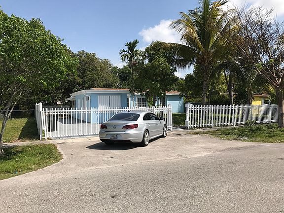 4th image of 1525 NW 129th St