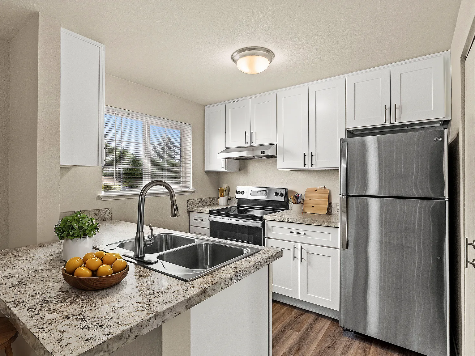 Monte Vista Apartments — Photo 4