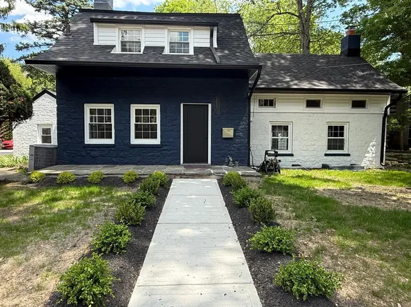 867 River Rd, Teaneck, NJ 07666