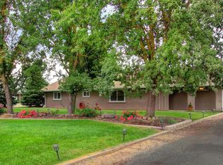 11194 Alta Mesa Rd, Wilton, CA 95693