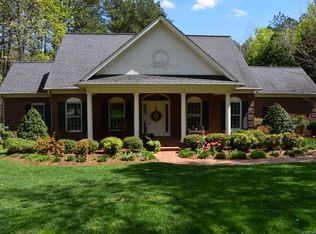 114 W Glenview Dr, Salisbury, NC 28147