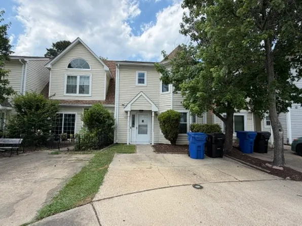4704 Padma Ct, Virginia Beach, VA 23462