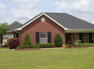 124 Nottingham Trl, Houma, LA 70360