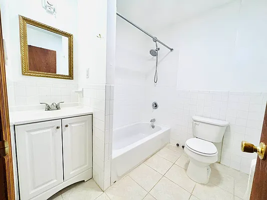 Rented by null | media 15