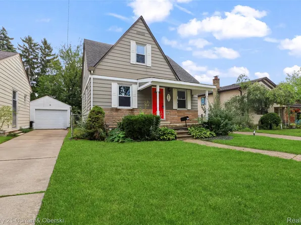 6652 Rockdale St, Dearborn Heights, MI 48127