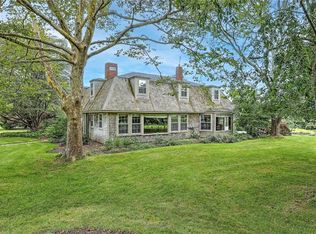 1 Winslow Rd, Little Compton, RI 02837