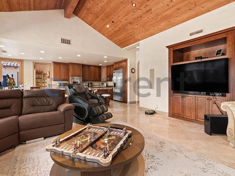 18545 Aliso Canyon Rd — Photo 18
