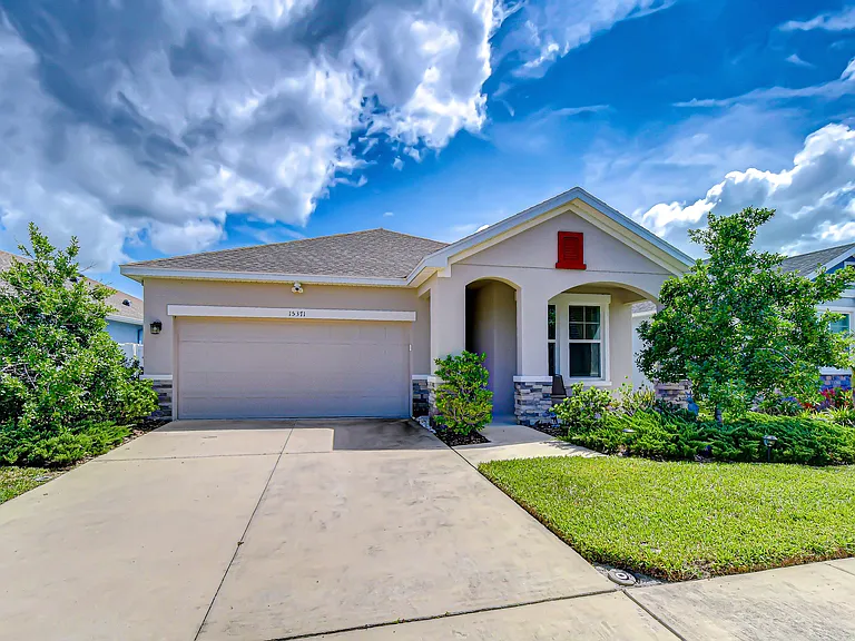 15371 Caravan Ave — Photo 56