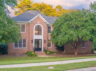 6126 Glen Manor Dr, Charlotte, NC 28269