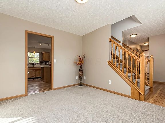 4th image of 9224 Echo Hill Ct