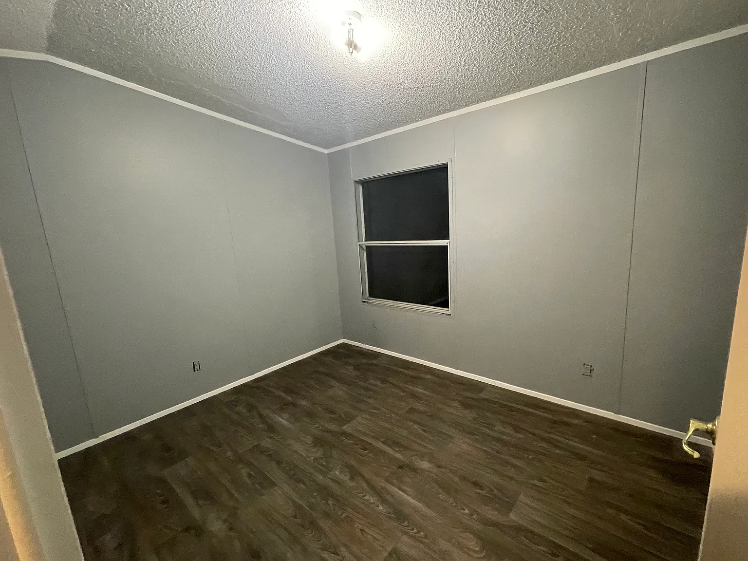 3 bed, 1200 sqft, $1,900 — Photo 4