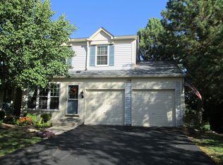 178 Park Ridge Ln, Aurora, IL 60504