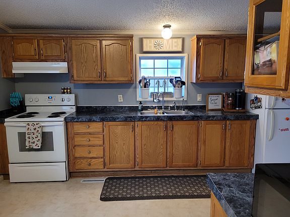 3rd image of 1133 Yeomans St Lot 44